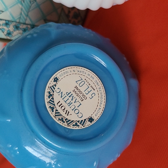 AVON Courting Lamp Decanter! Men's Elusive Cologne Full Bottle!! - Picture 7 of 13